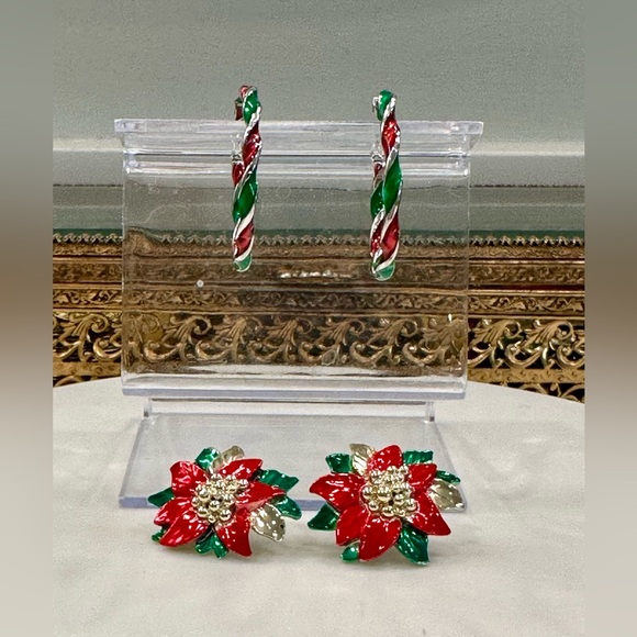 2 Prs Christmas Earrings - Red/Green/Gold/Silver Enamel Costume Jewelry - VGVC - Picture 16 of 17